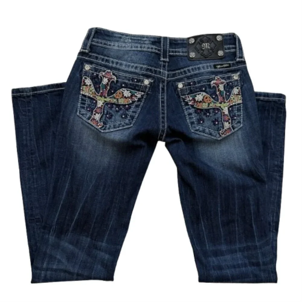 Miss Me Jeans - Picture 1 of 6